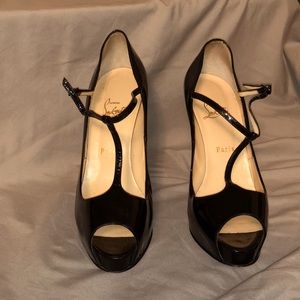 Christian Louboutin Senora T-Strap Heeel Size 39.5/9